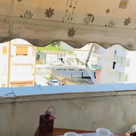 House In בראט